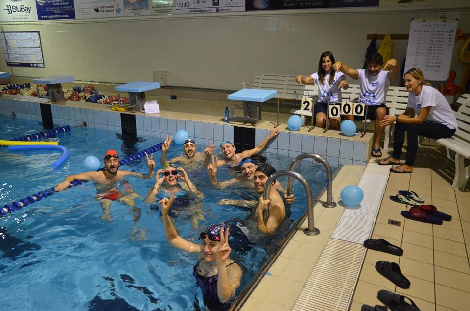 Gruppo Giovani Avis alla 24h di nuoto