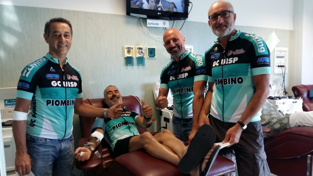 La donazione del Gruppo Ciclistico UISP Piombino